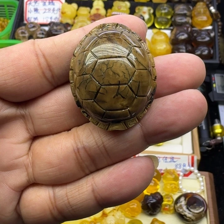 蜜蜡未镶嵌颈饰根珀富甲
