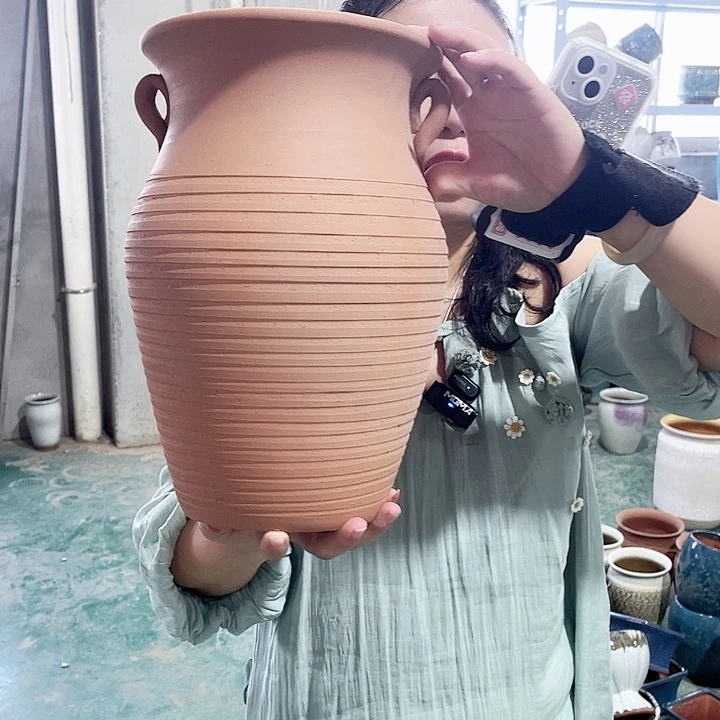32/20红陶作品一个