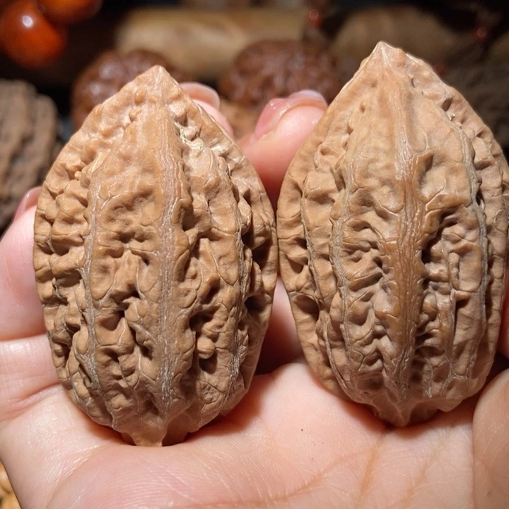 把件文玩核桃东北楸子小雪32