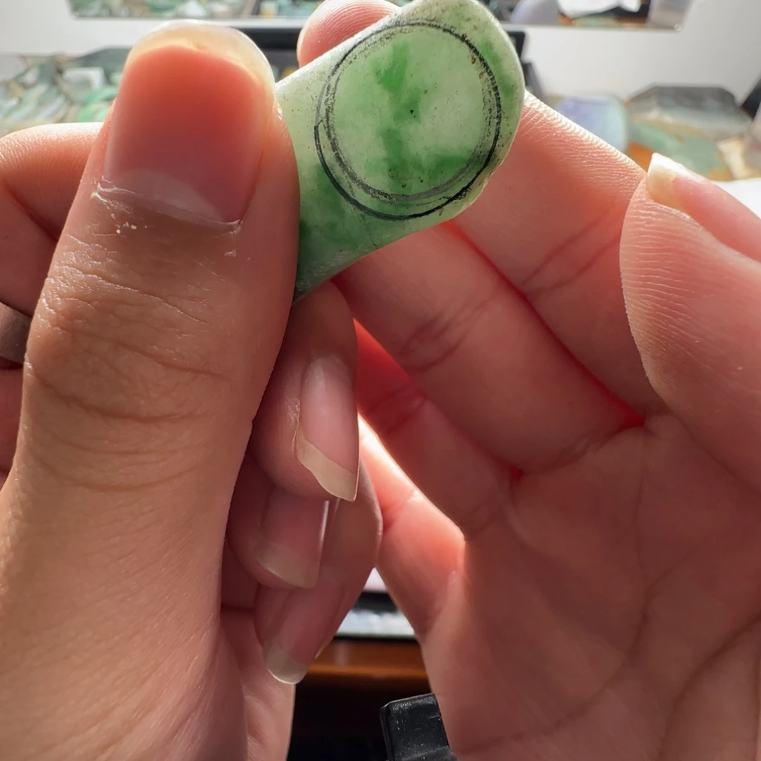 定制翡翠未镶嵌材料