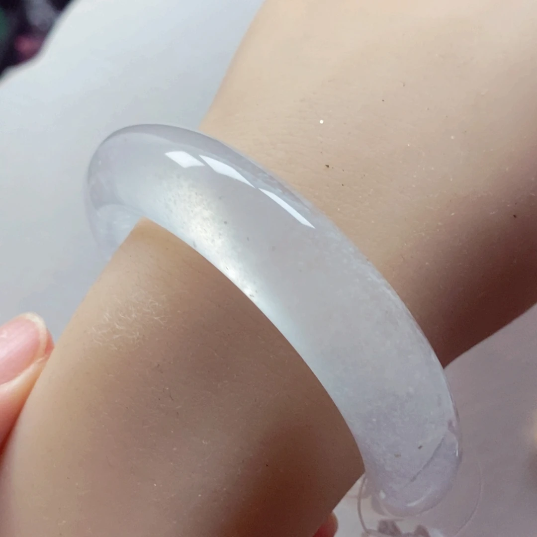 石英质玉手镯未镶嵌54-55