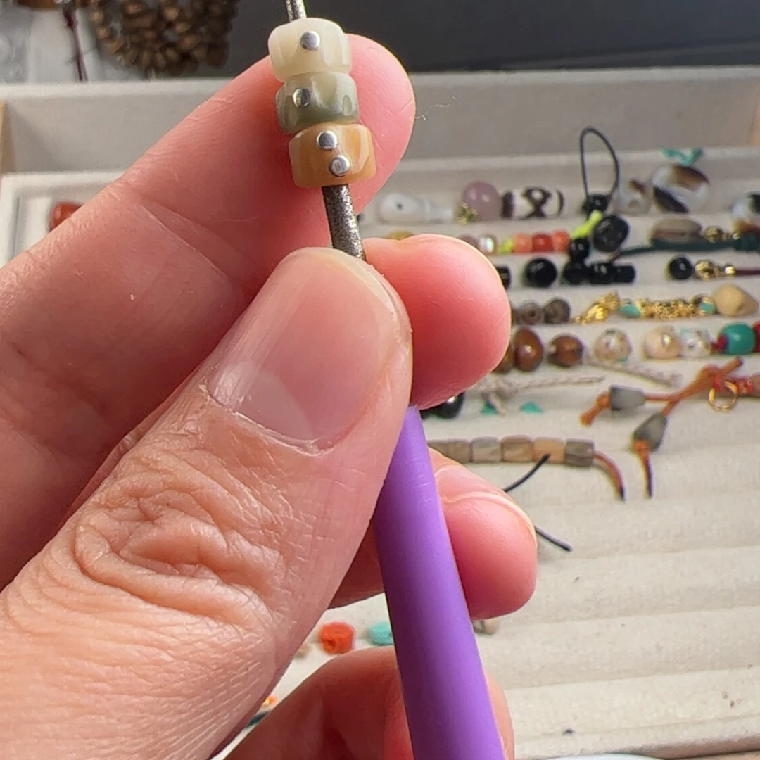 柏香籽/百香籽吊坠有**臂