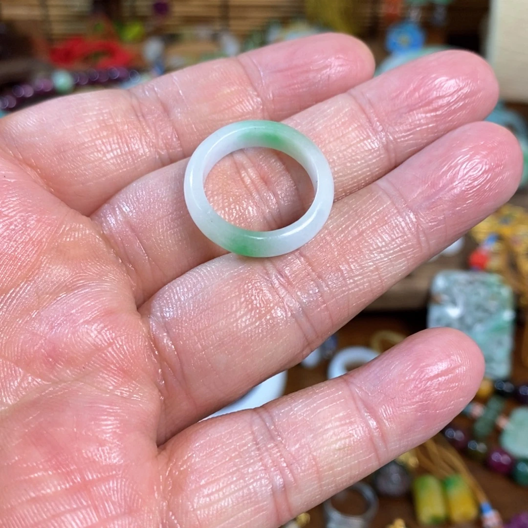 翡翠散珠漂亮漂亮漂亮漂亮