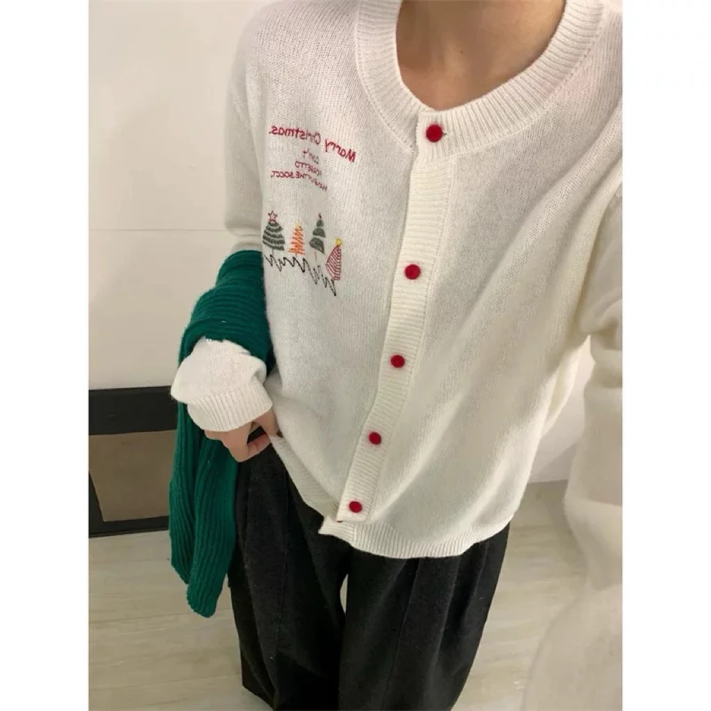 【刺绣蜜熊绒毛衣～】三色入