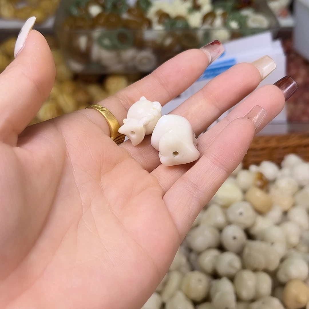菩提根/象牙果吊坠H****✨微瑕2颗混有裂