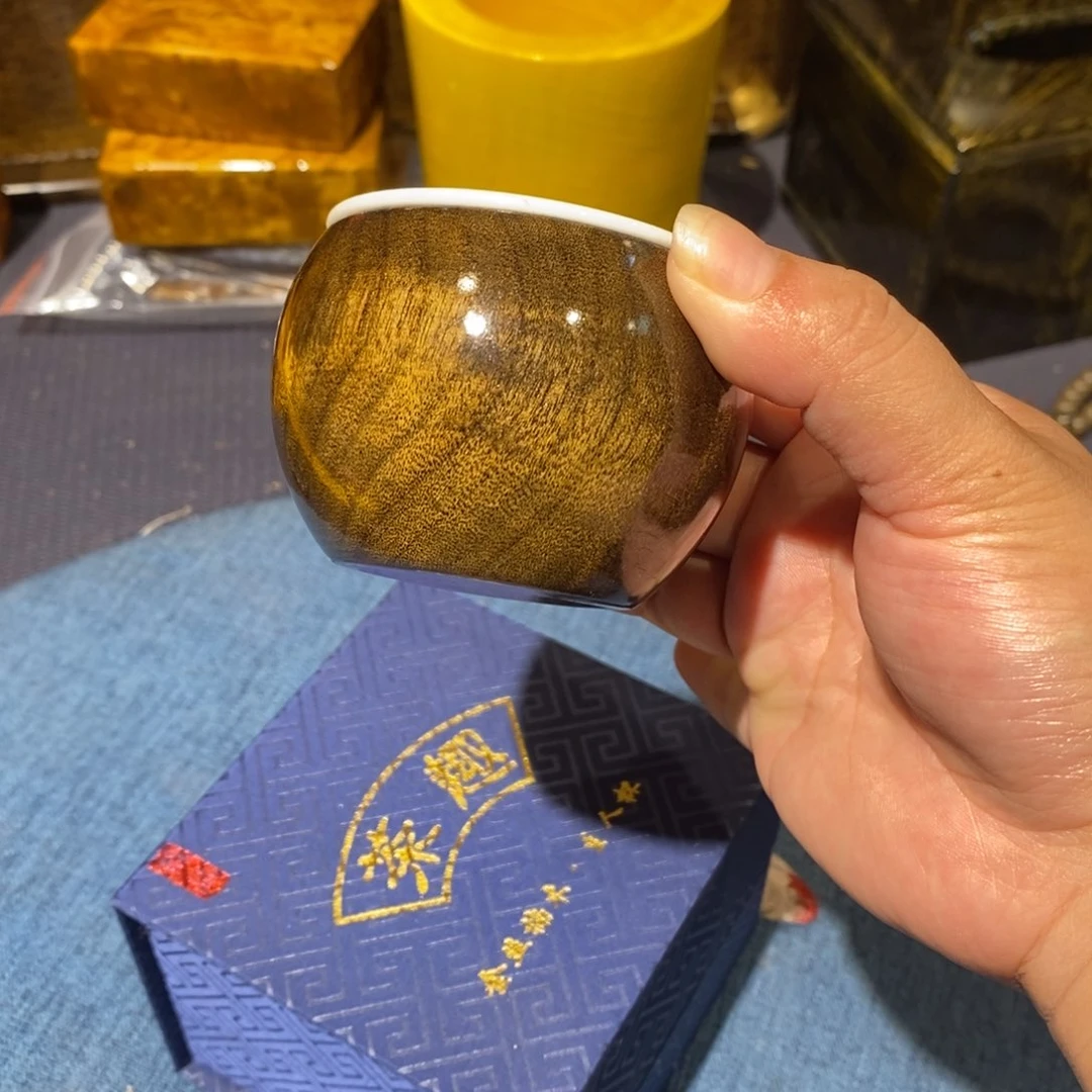 楠木164757686868799