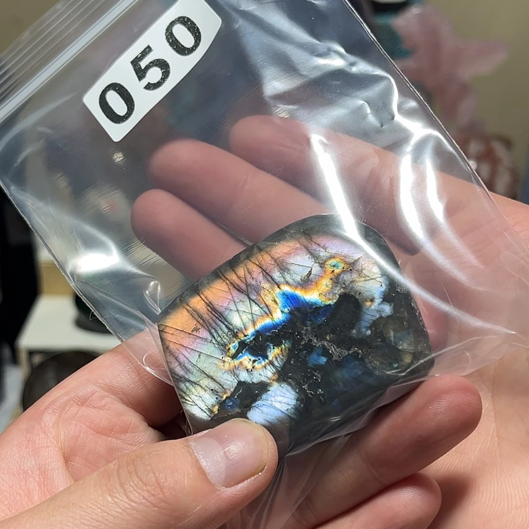未镶嵌水晶大型摆件（非配饰）拉长把玩