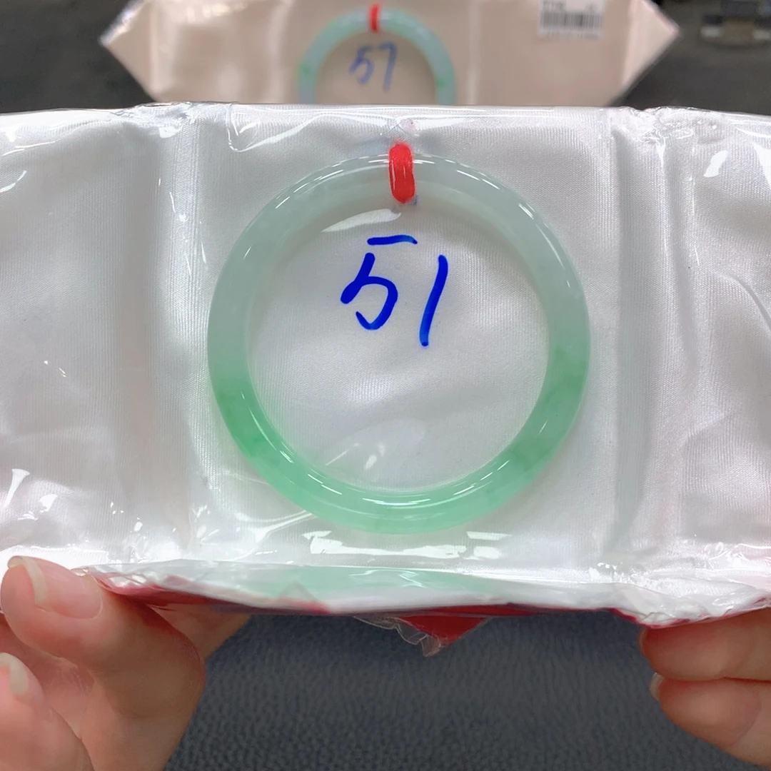 翡翠未镶嵌手镯19