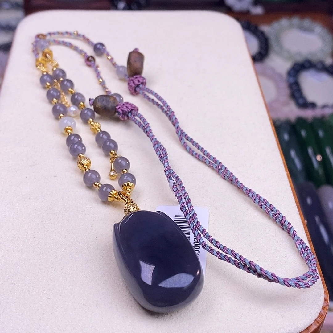 颈饰未镶嵌和田玉烟紫老矿料冰底葡萄紫无事牌毛衣链