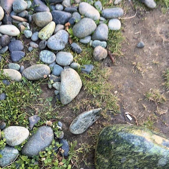 黄***派蛇纹石玉未镶嵌西藏藏玉药王石