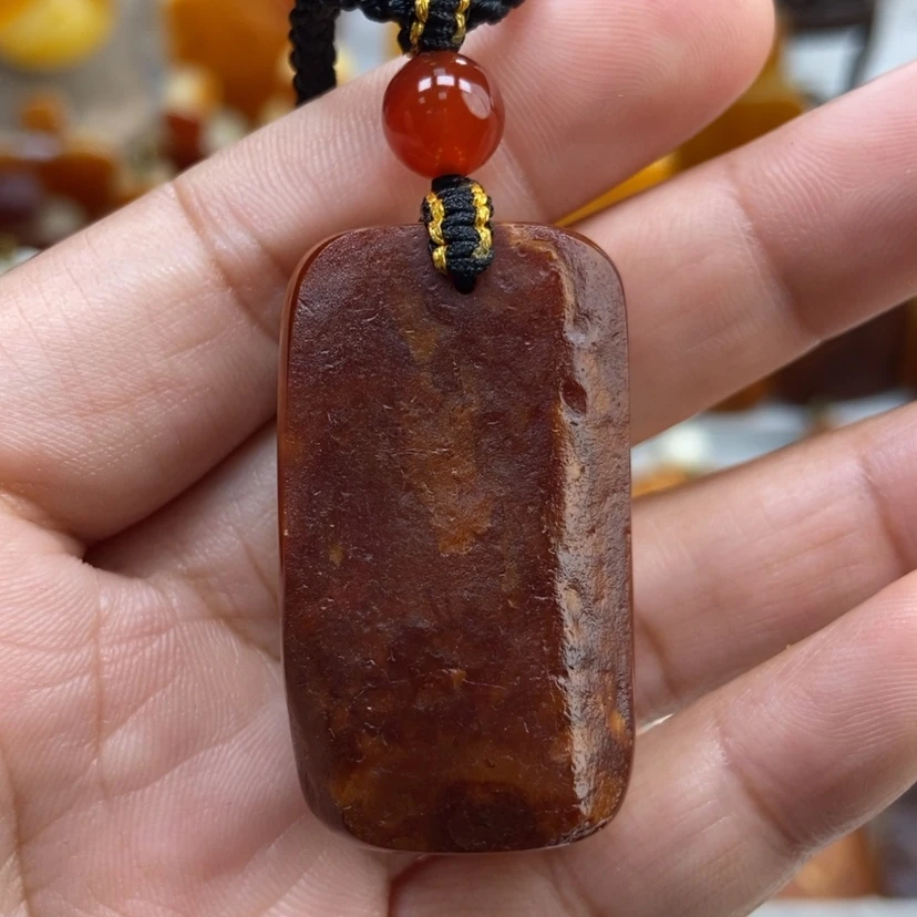 【闪购商品】琥珀颈饰未镶嵌