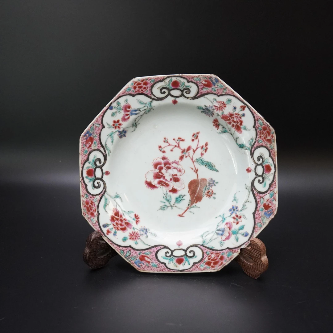 25071855清雍正粉彩花卉赏盘 直径20.3cm A01722