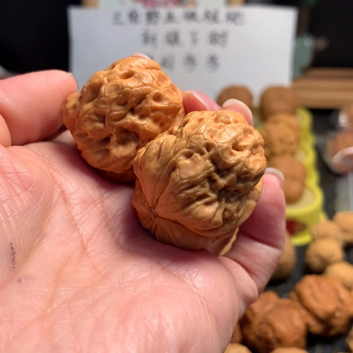 吊坠文玩核桃灭霸39尺寸