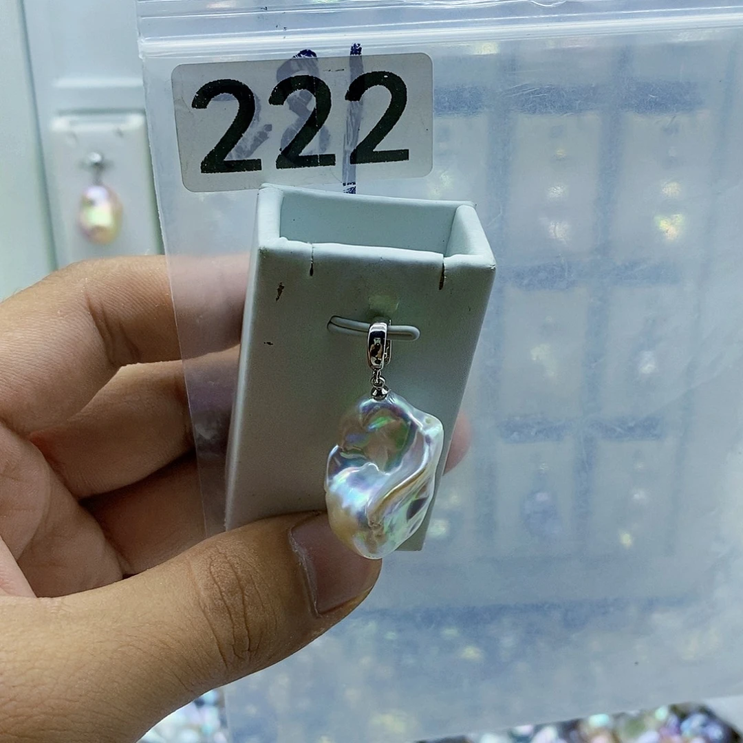 淡水珍珠合金颈饰