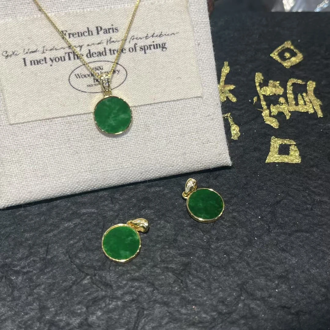 【山玥专属】时尚简约风翡翠无事牌气质款圆牌吊坠（多样性发货*1）