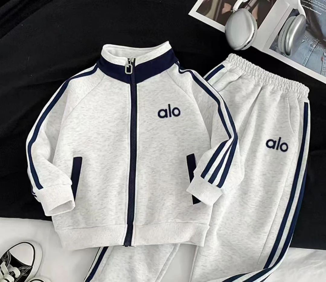 【秋上新】休闲风套装拉链秋季运动风外套童装极简风