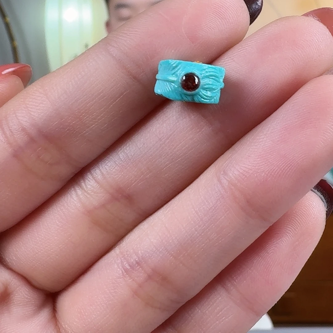 绿松石未镶嵌挂件