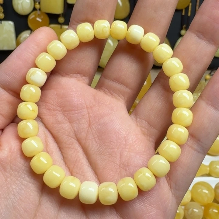 蜜蜡未镶嵌珠宝奇石