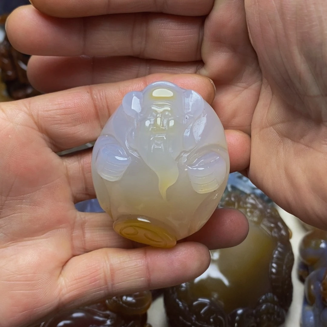 玛瑙/玉髓把件未镶嵌