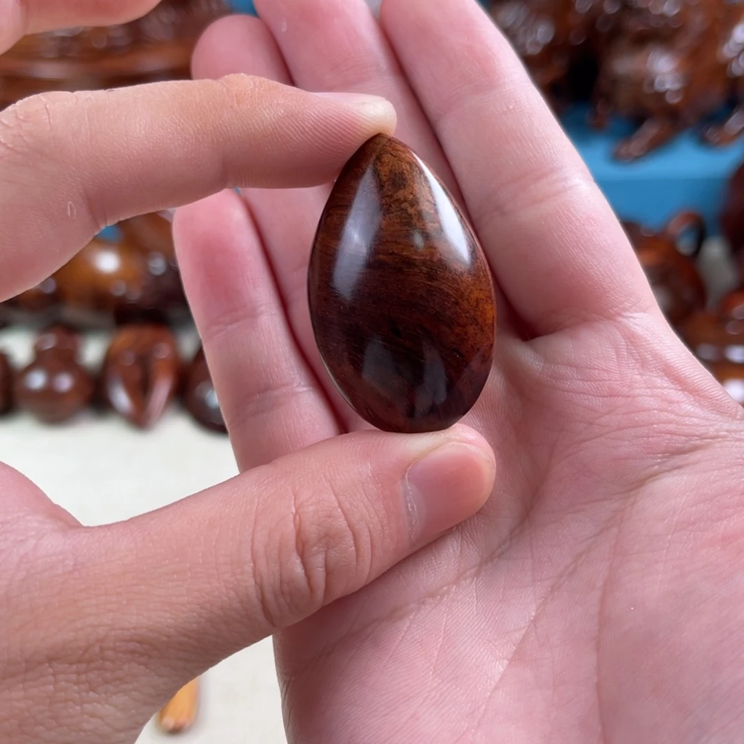 黄花梨/降香黄檀把件水滴