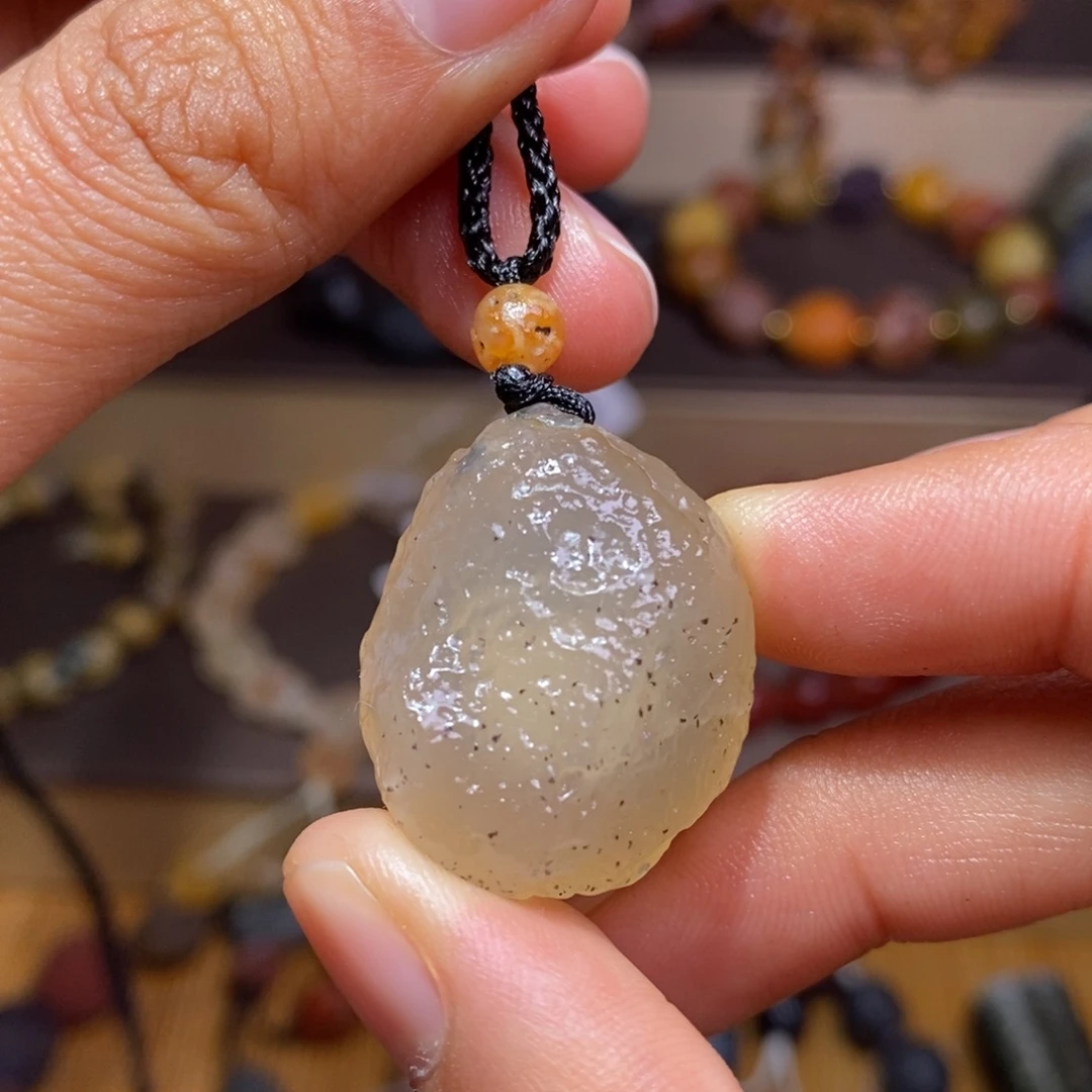 玛瑙/玉髓未镶嵌珠宝半成品