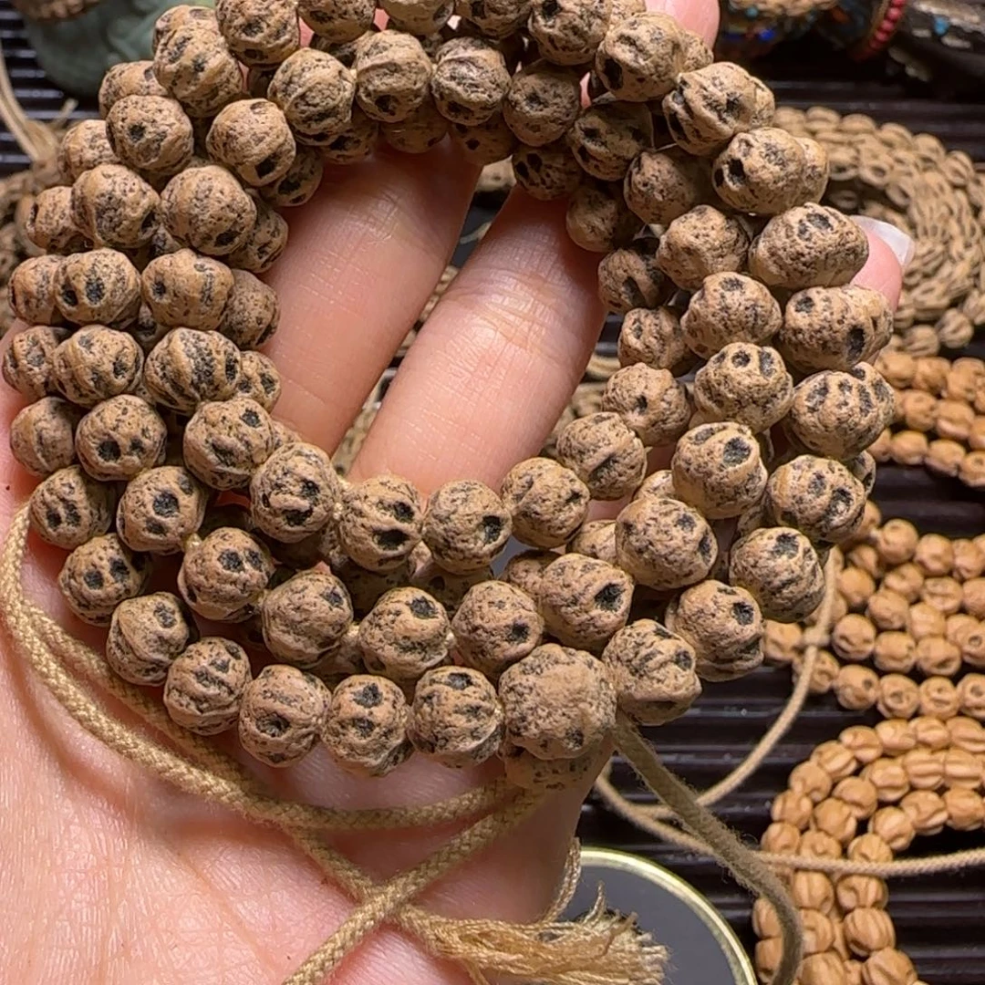 M***X柏香籽/百香籽吊坠