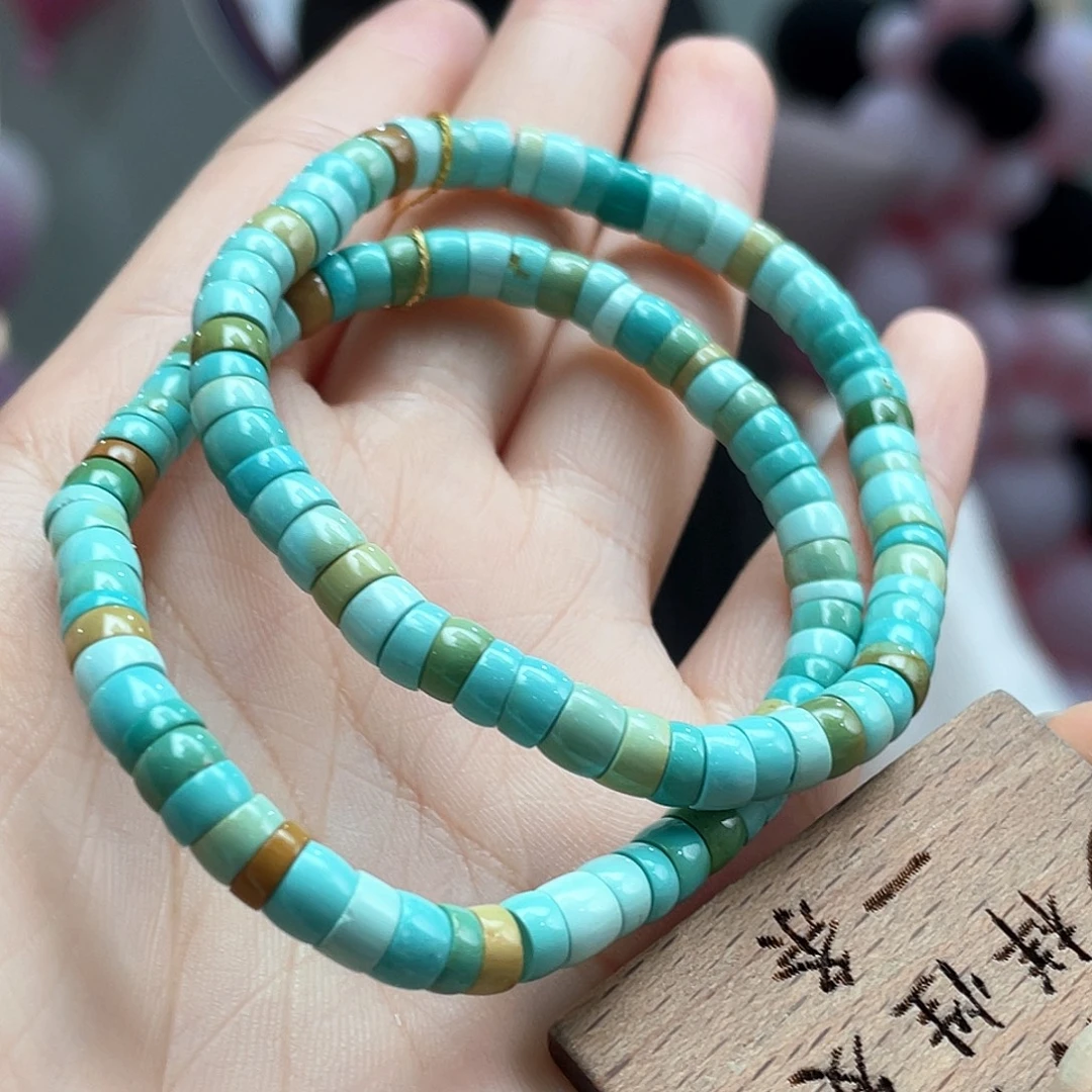 未镶嵌绿松石颈饰