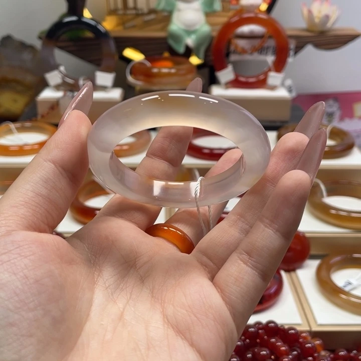 玛瑙/玉髓未镶嵌手镯
