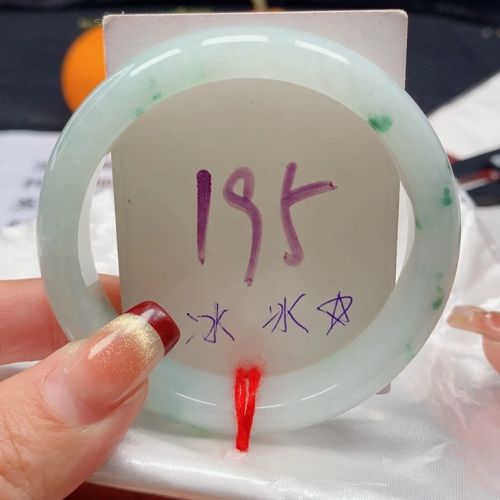 翡翠手镯未镶嵌天然翡翠55圈口