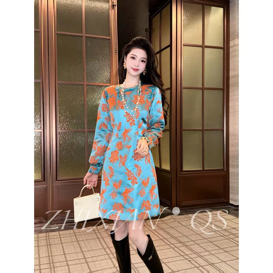 【智贤轻奢】蓝蝶彩缎-2025年秋冬新款漳缎修身气质新中式连衣裙
