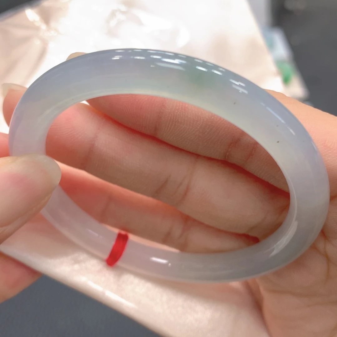 翡翠未镶嵌手镯13