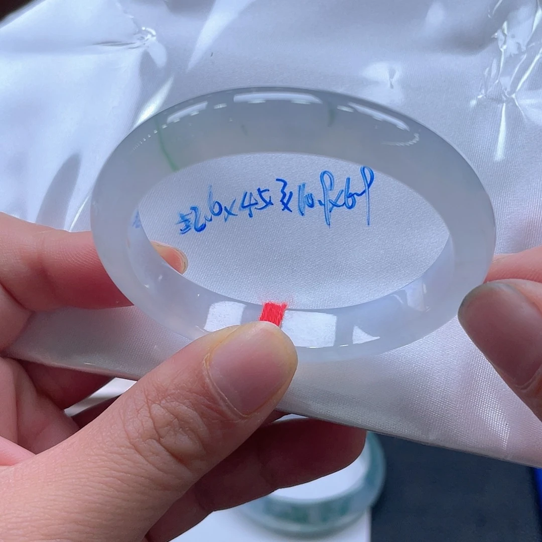 翡翠手镯未镶嵌65号