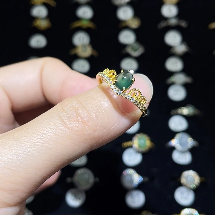 翡翠未镶嵌戒指戒指