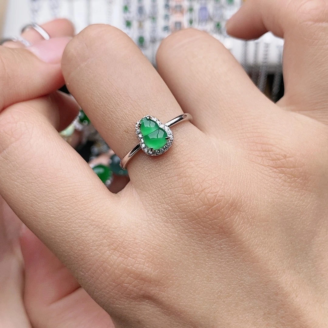 乌***黑翡翠银S925镶嵌戒指