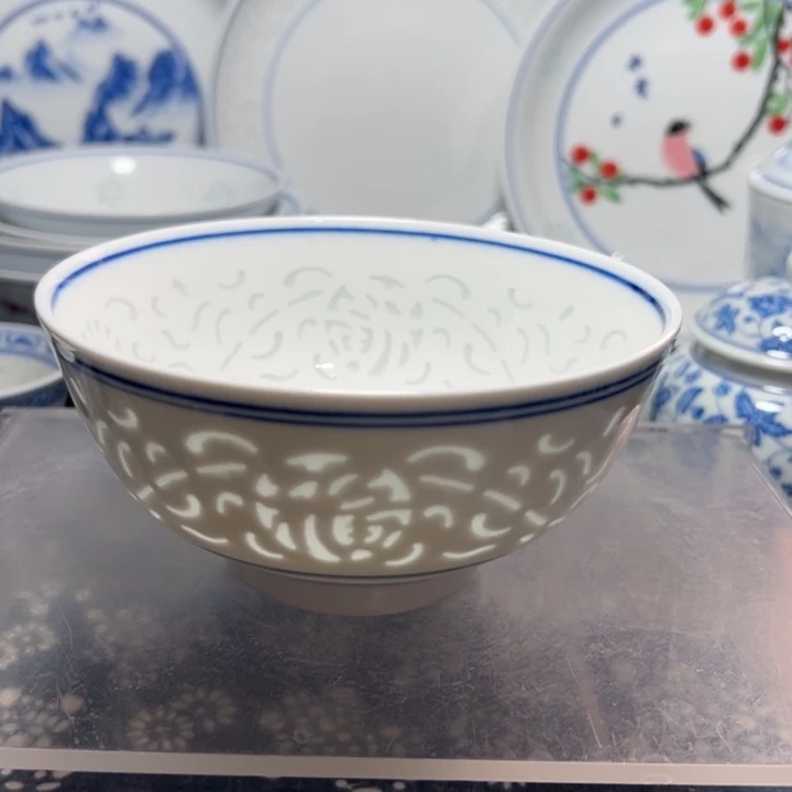 陶瓷5寸素玲珑雕刻福字饭碗