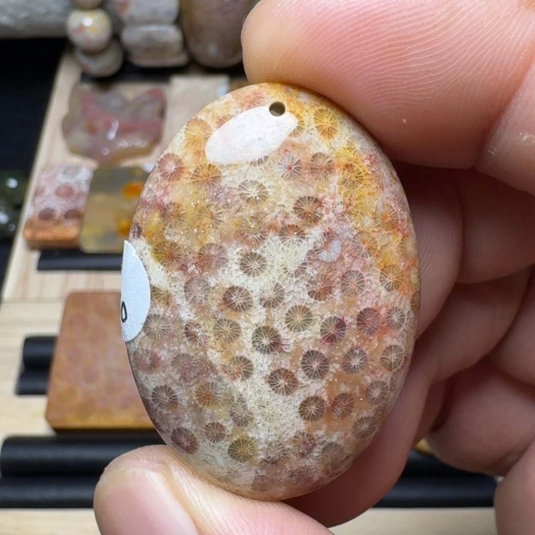 硅化玉未镶嵌纯天然色有机玉石保真色