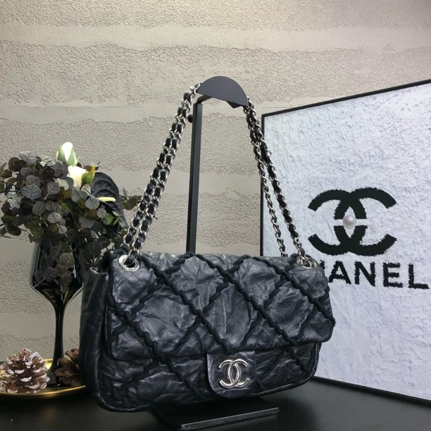 95新 Chanel/香奈儿 黑银cf外缝线季节款口盖包 底长28 13开