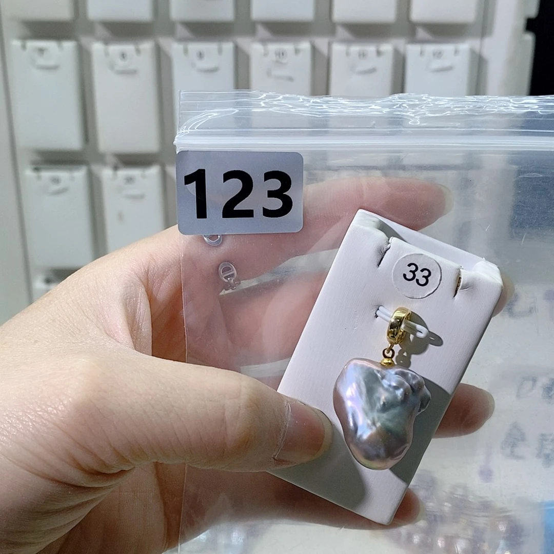 淡水珍珠合金颈饰