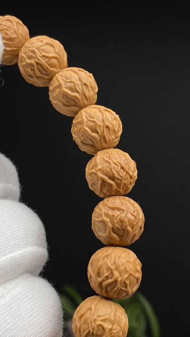 雨墨臻至猴头核桃大尺寸毒液手串