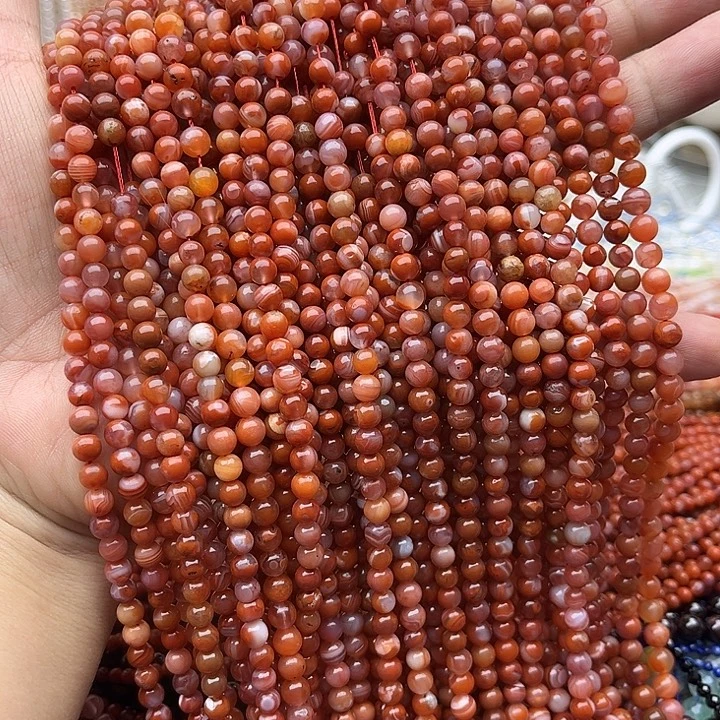 玛瑙/玉髓未镶嵌珠宝半成品一条4.5mm左右飘花南红