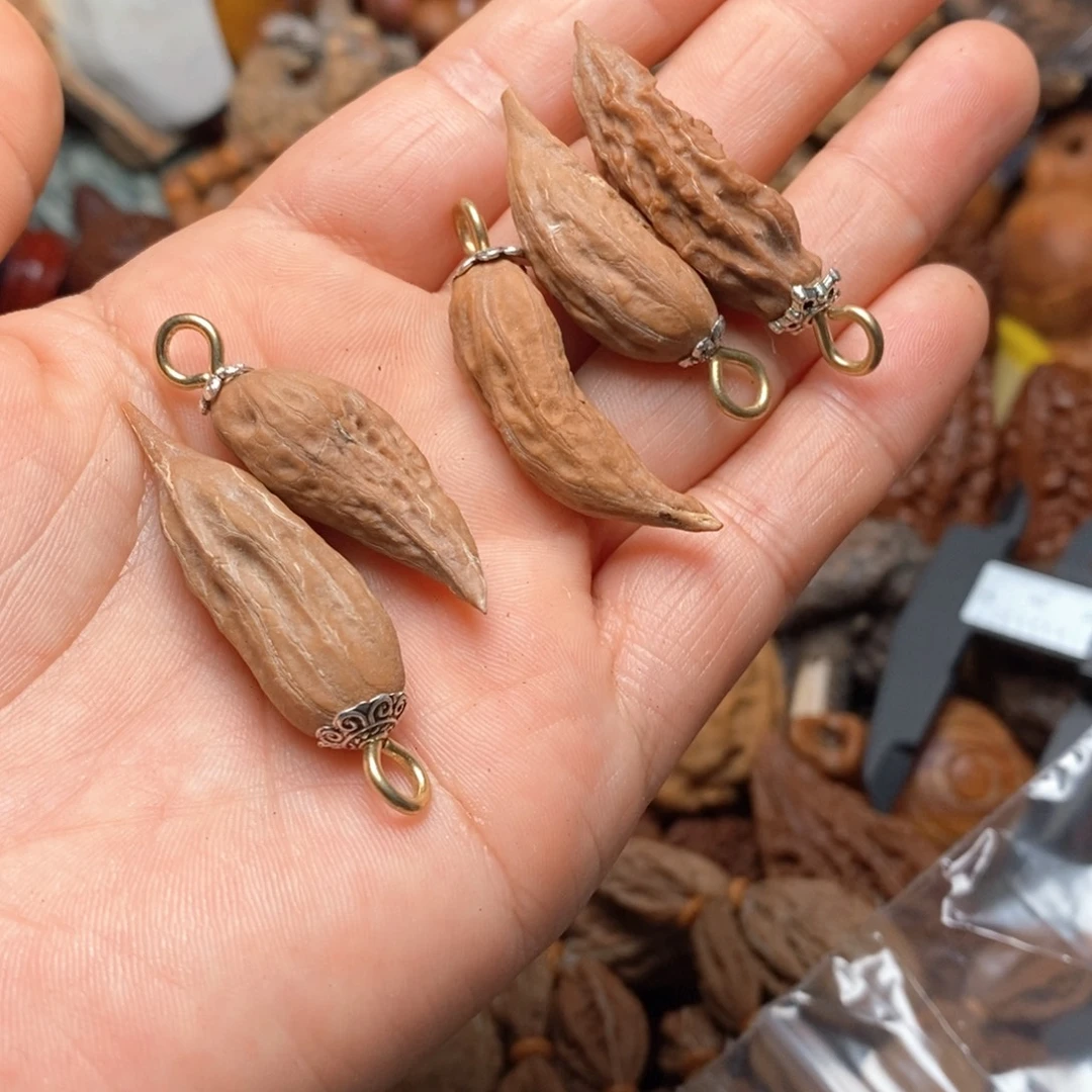 吊坠文玩核桃瑕疵23