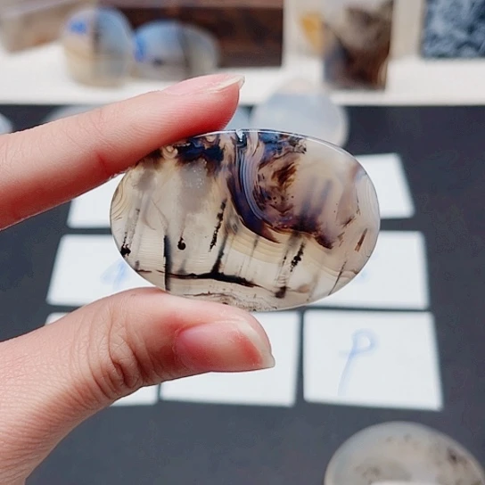 玛瑙/玉髓珠宝奇石未镶嵌该****。