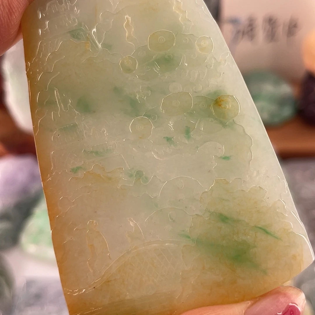 颈饰未镶嵌翡翠山水牌