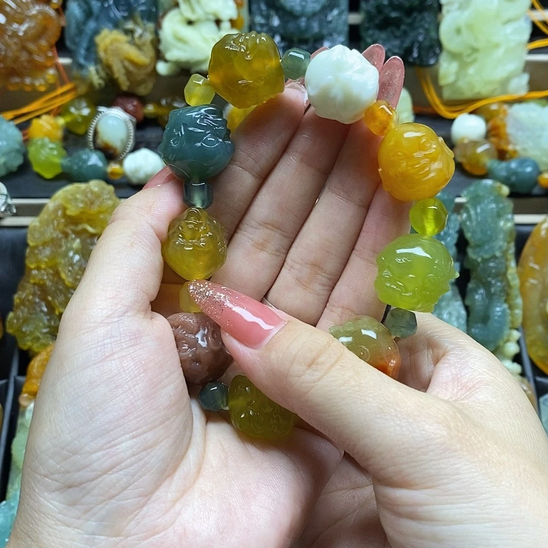 蛇纹石玉手串未镶嵌静****）