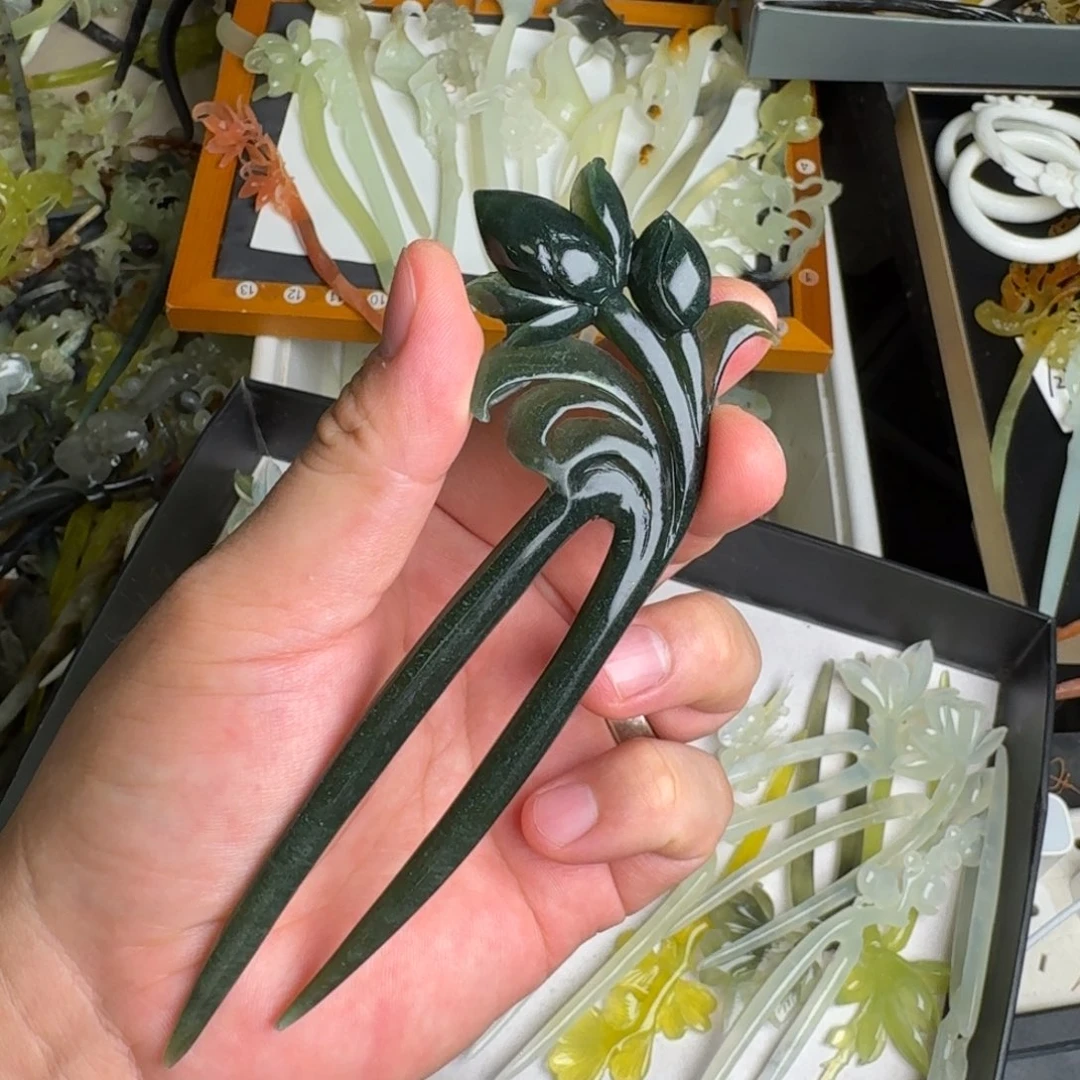 蛇纹石玉未镶嵌发饰