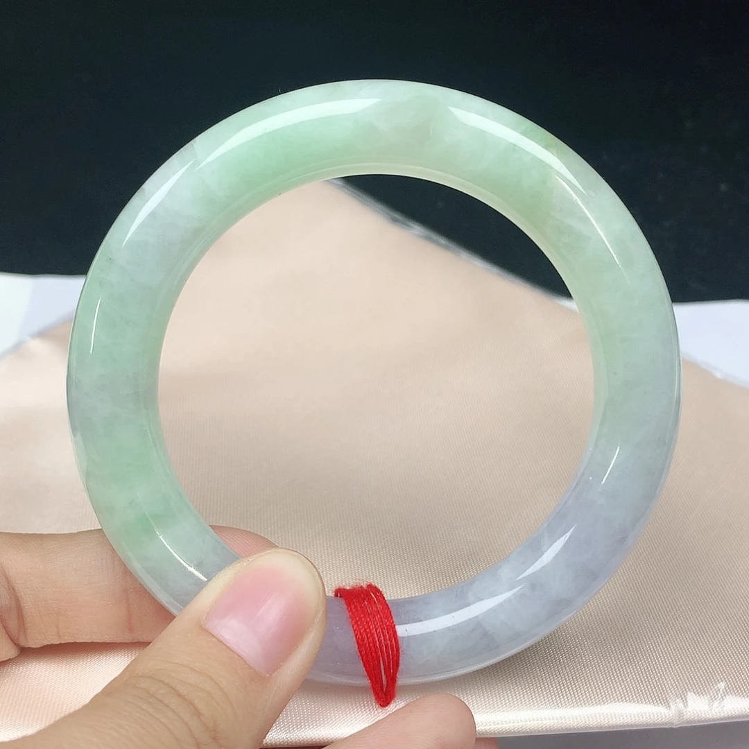 翡翠手镯未镶嵌096圆