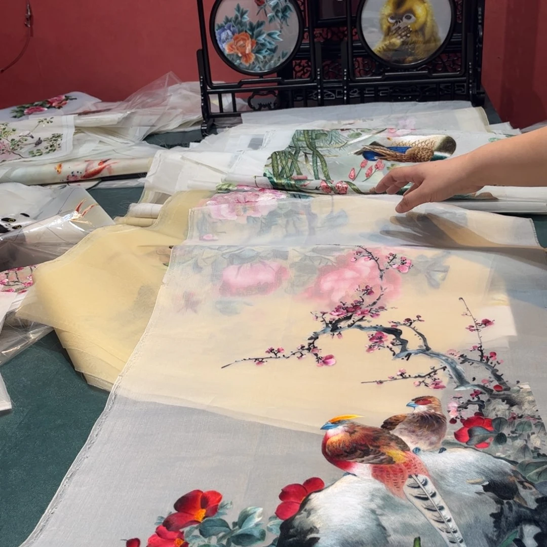 用***2织绣纯手工制作的一