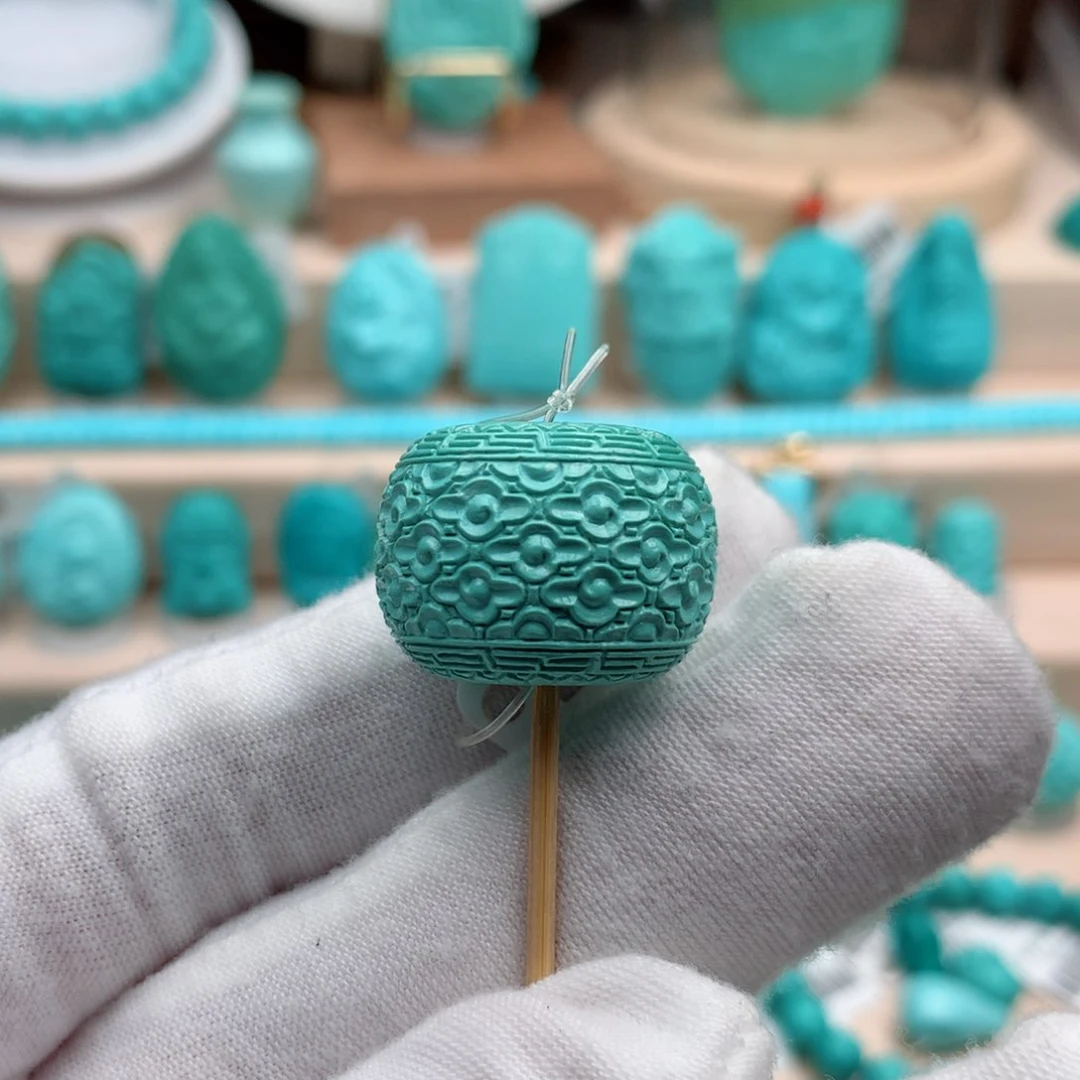 绿松石珠宝奇石未镶嵌重：12.1克