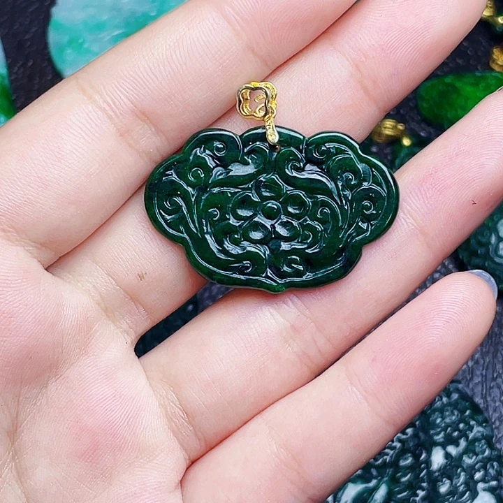 翡翠银S925镶嵌颈饰多样性