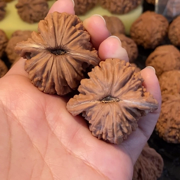 核桃文玩四座楼 42